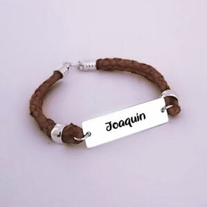 Pulsera con placa personalizada