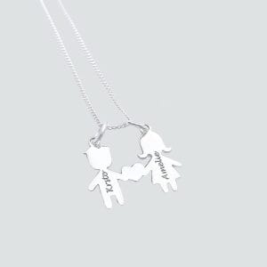 Niñitos en collar